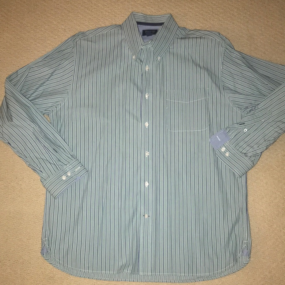Bass brand men’s button down dress shirt